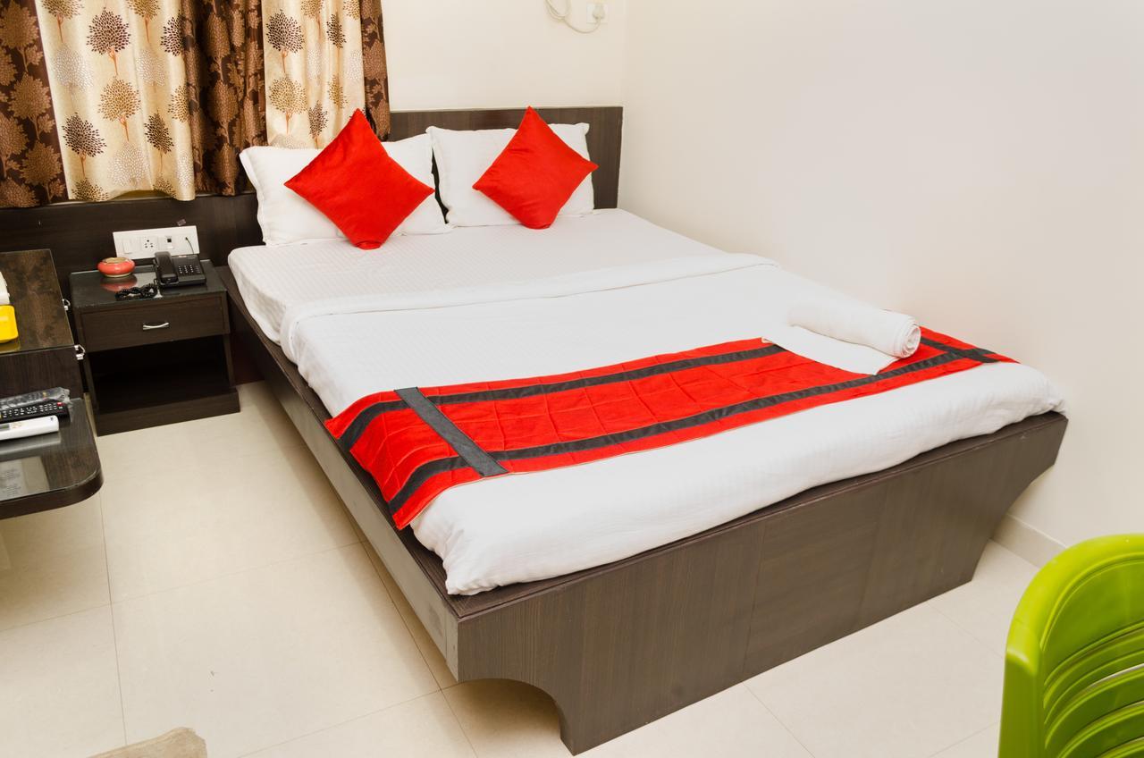 Oyo 7186 Hotel South Inn Calcutta Buitenkant foto