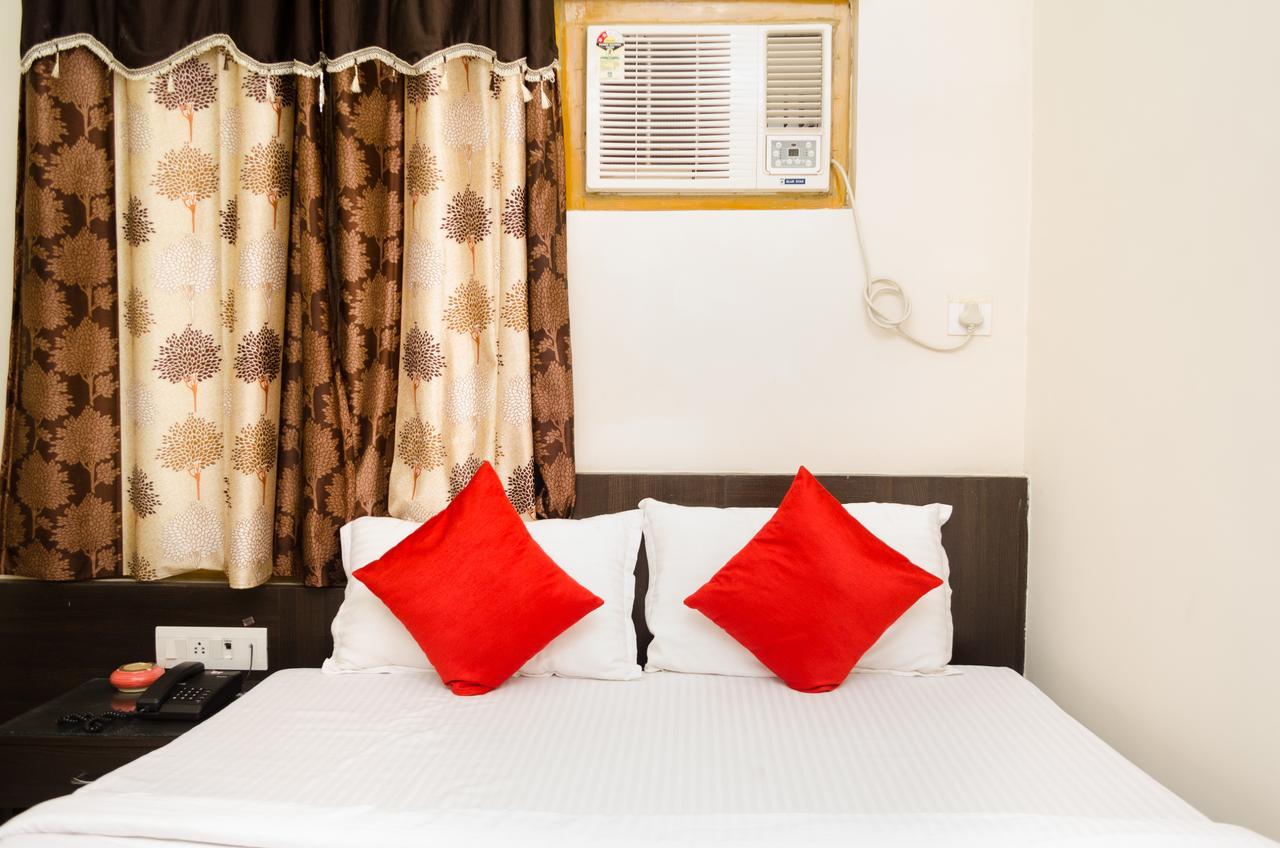 Oyo 7186 Hotel South Inn Calcutta Buitenkant foto