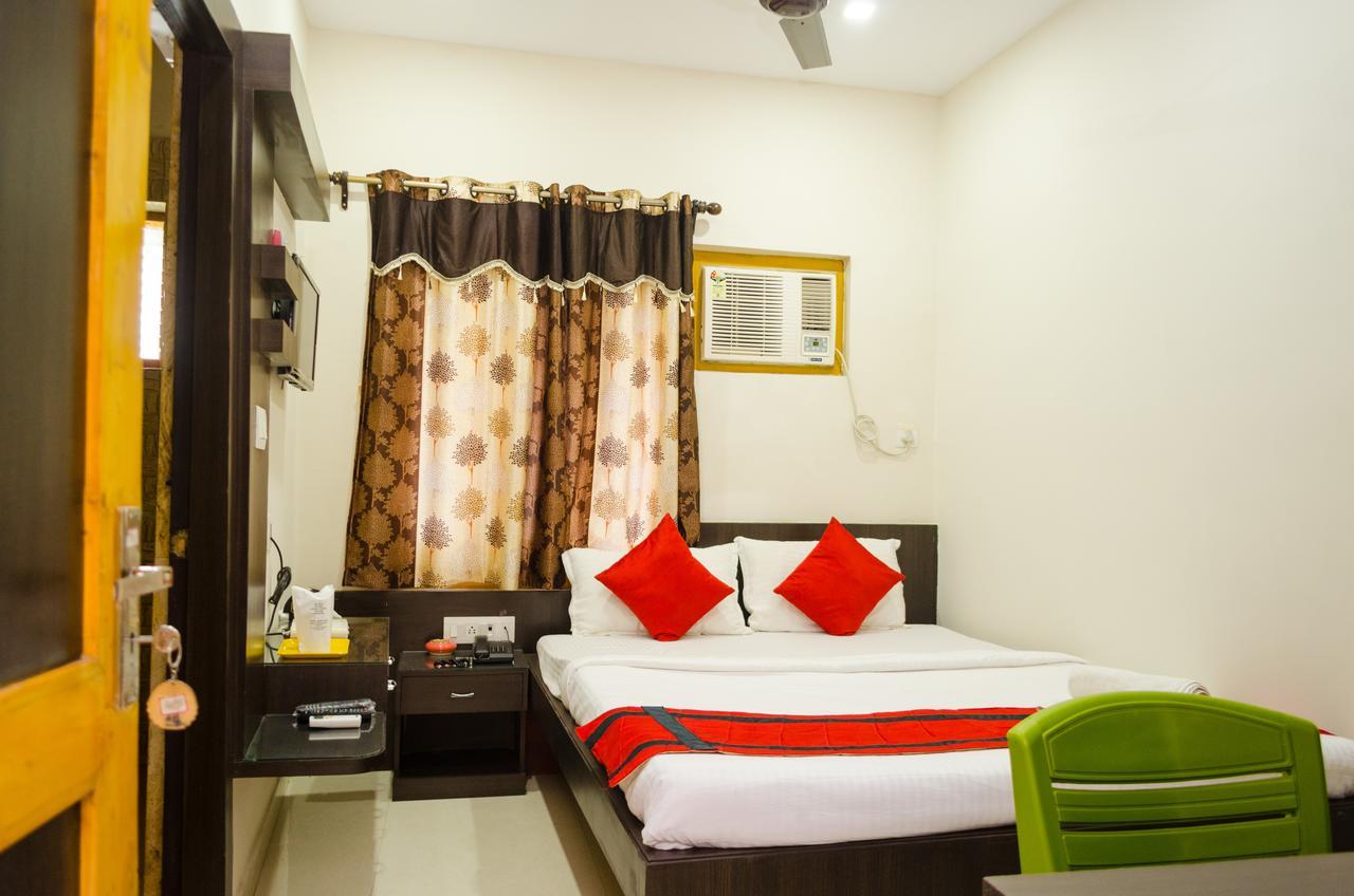Oyo 7186 Hotel South Inn Calcutta Buitenkant foto