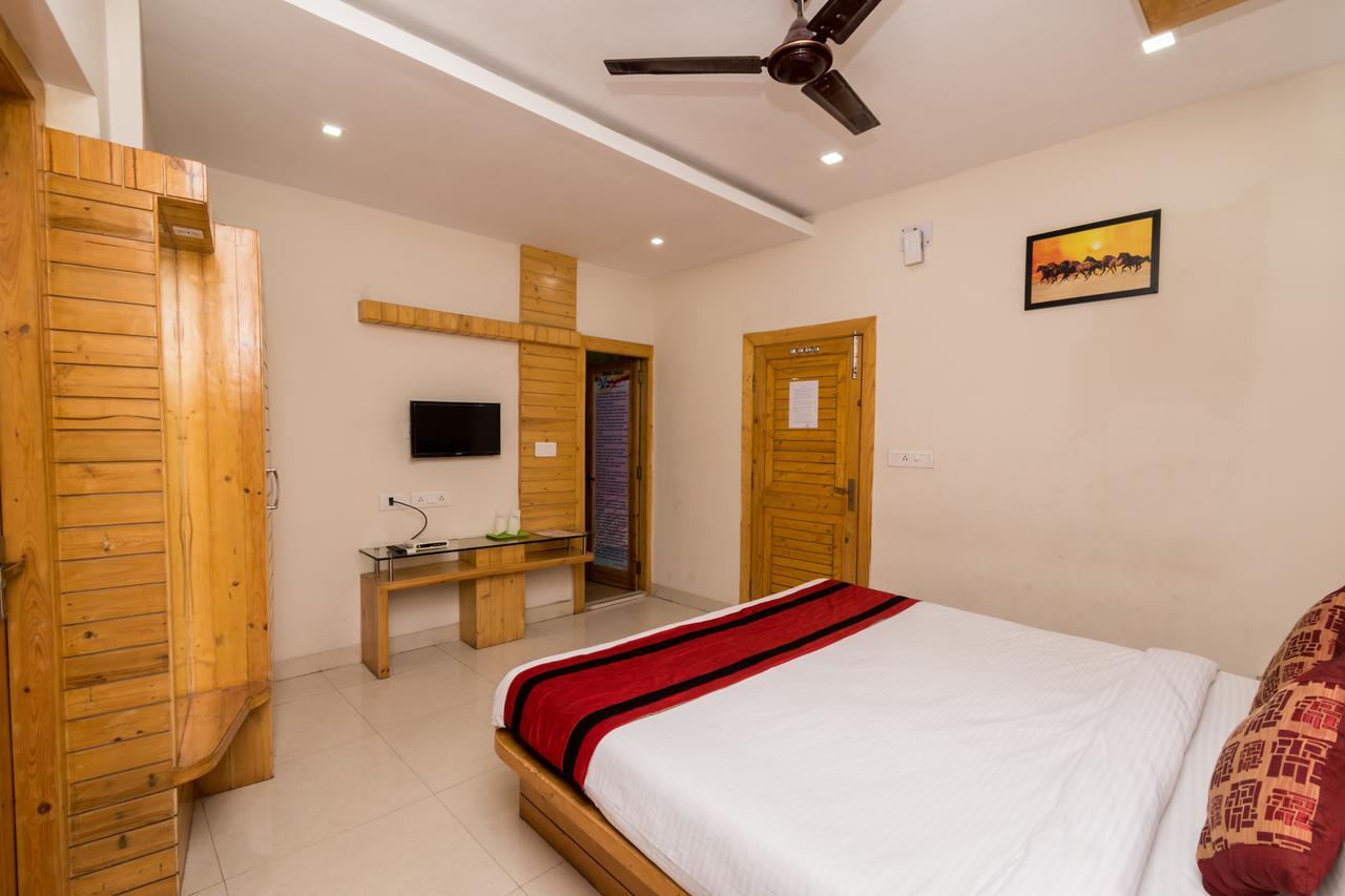 Oyo 7186 Hotel South Inn Calcutta Buitenkant foto