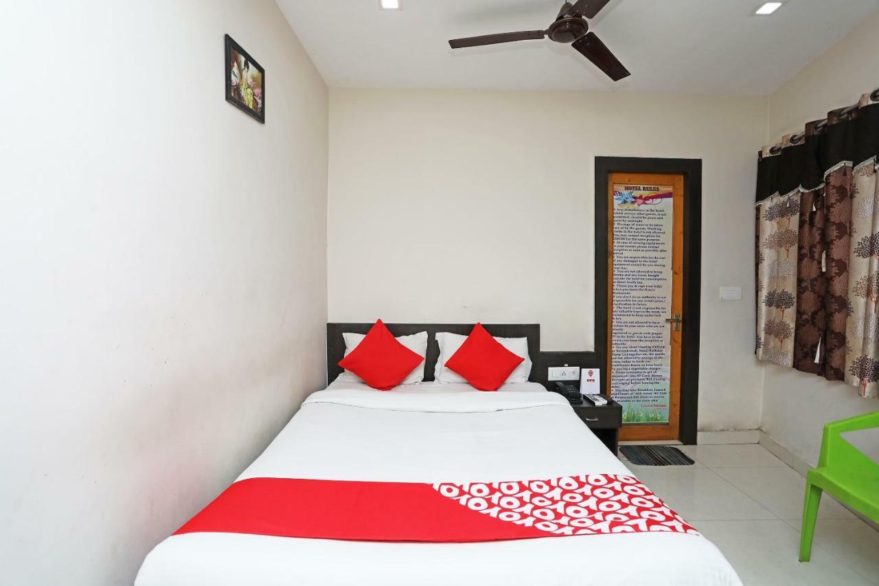 Oyo 7186 Hotel South Inn Calcutta Buitenkant foto